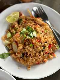ร้านจ๊ะบอม 🍛