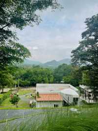หลีกหนีความวุ่นวายในเมืองมาพักใจที่คาเฟ่มวกเหล็ก