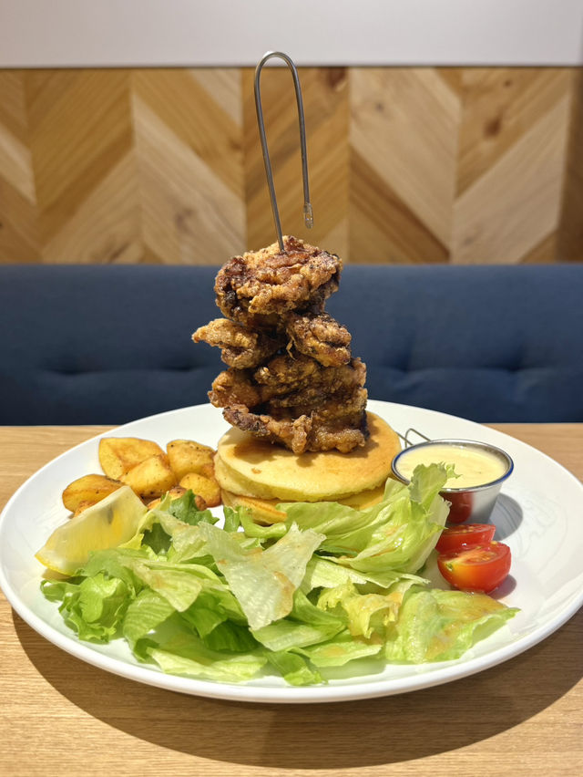 【愛知観光】ハワイ感満載のチキンタワーパンケーキ🥞