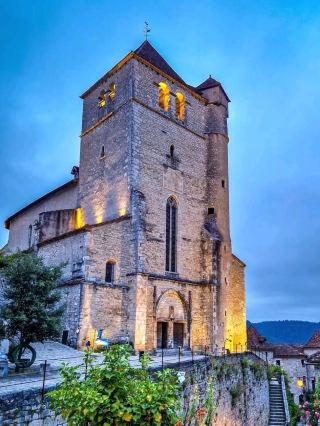 #hellohalloween
Saint-Cirq-Lapopie – A Fairytale Hidden in France 🇫🇷🌸

Perched high above the Lot River, the enchanting village of Saint-Cirq-Lapopie is one of Europe’s most romantic and picturesque towns. 🏰✨ Its winding cobblestone streets, ivy-draped cottages, and medieval charm make every corner feel like a painting come to life. 🎨🌿

Stroll hand in hand through the ancient lanes, browse local artisan shops, and enjoy a quiet meal with breathtaking river views. ☕🍷 As twilight falls, the golden glow over the cliffs turns the village into a magical haven — peaceful, poetic, and unforgettable. 🌅💞

A true symbol of the romance of small European towns, Saint-Cirq-Lapopie invites you to slow down, breathe in beauty, and fall in love with France all over again. 🇫🇷❤️

#France #SaintCirqLapopie #RomanticVillage #EuropeanTowns #travel #thingstodo #familytravel #couplestrip #staycation