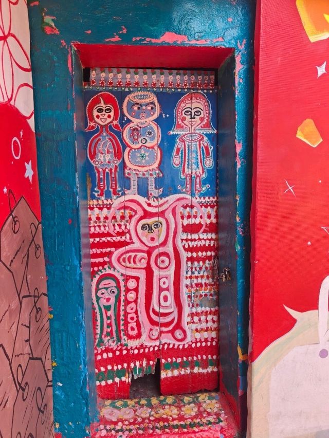 พาไปเที่ยวหมู่บ้านสายรุ้ง สถานที่แนะนำต้องมาเยือน พาไปเที่ยวหมู่บ้านสายรุ้ง สถานที่แนะนำต้องมาเยือน