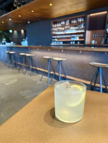 A Stylish Coffee Break at Uni, Omotesando