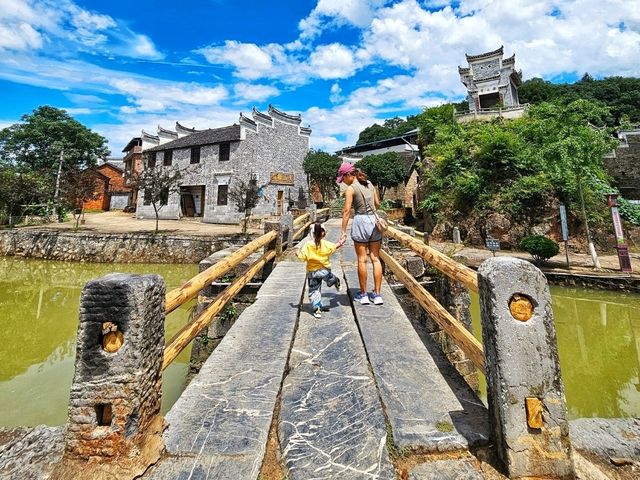 蹒跚小旅人在高椅嶺的龍脊上漫步,去板梁古村做一場明清夢 蹒跚小旅人在高椅嶺的龍脊上漫步,去板梁古村做一場明清夢