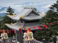 Emeishan's Sacred Peaks