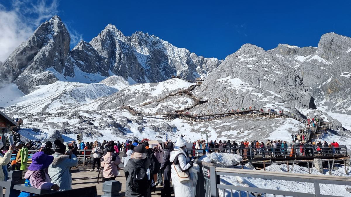 玉龙雪山 (Jade Dragon Snow Mountain) | Trip.com Lijiang