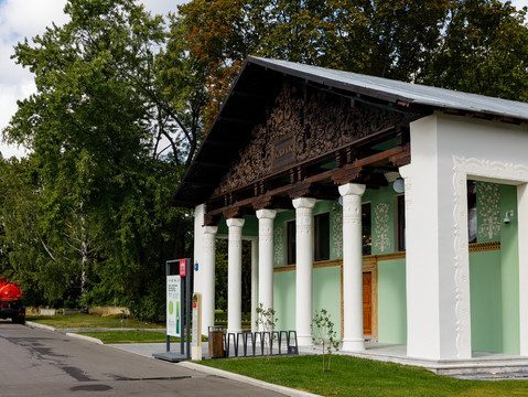 ВДНХ（全ロシア博覧センター）は、単なる公園ではありません。 | Trip