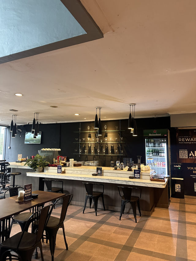 Stay Mewah dan Elegan di Grand Mercure Medan
