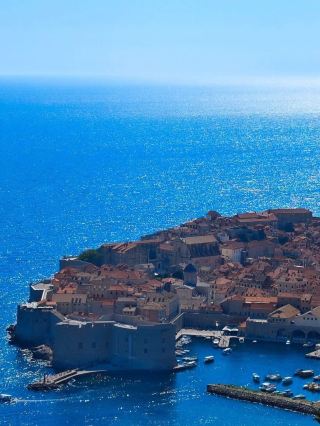 🇭🇷✨ A Sudden Click in Dubrovnik — A Memory I Didn’t Plan