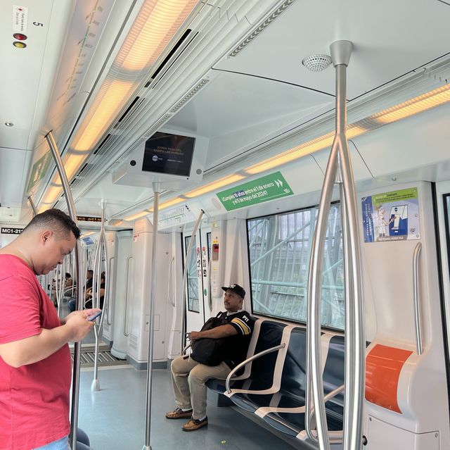 Cheap Metro ride in Panama 