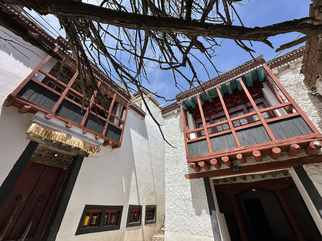 Ancient Buddhist monastery lost in mountains 