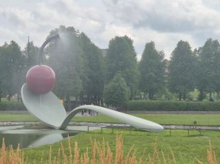 Minneapolis Sculpture Garden & Lake Nokomis Beach Review