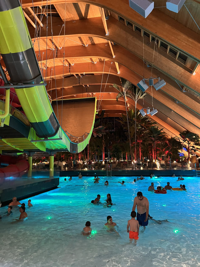 hot springs Therme