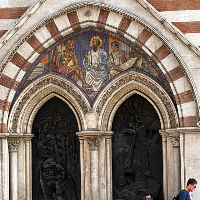 Gothic church in Rome 