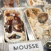 150 flavours of gelato in one place in Rome!