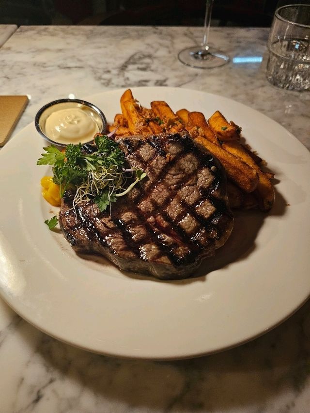 A Memorable Evening at Brasserie Van Speyk, Amsterdam
