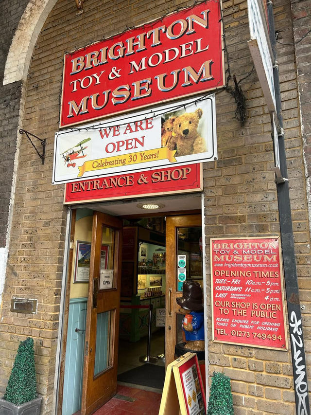 Brighton toy and model Museum 🏙️