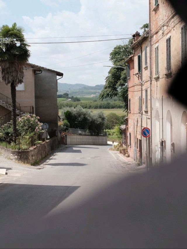 Panicale: Umbria’s Timeless Hilltop Gem 🌿🏰  