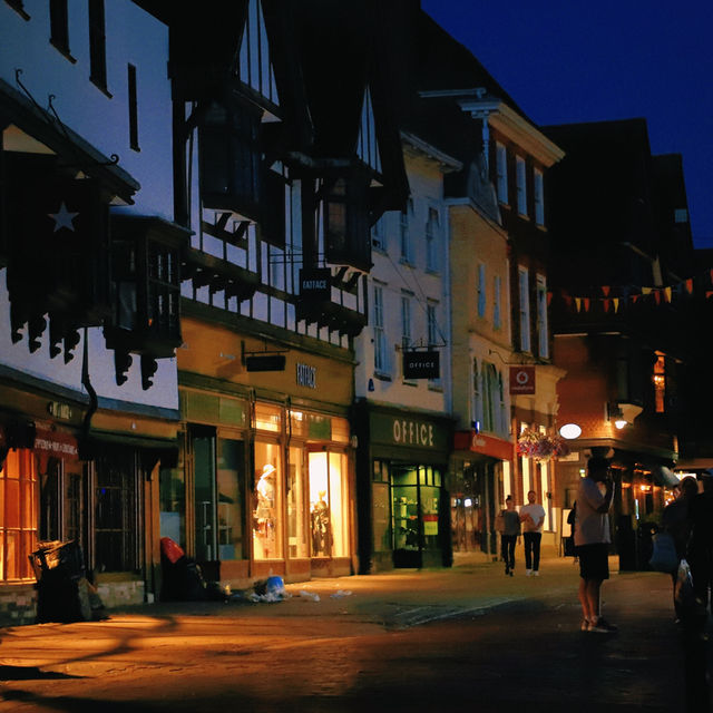 Canterbury: A Fairytale Tapestry of Petals, Rivers & Cobbled Whispers Canterbury: A Fairytale Tapestry of Petals, Rivers & Cobbled Whispers