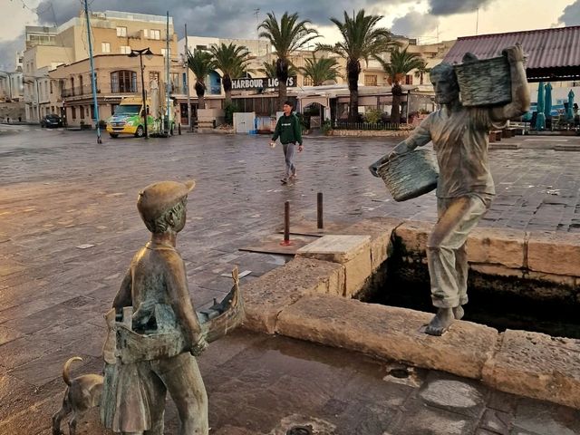A Day in Marsaxlokk: Malta’s Vibrant Fishing Village 🎣🌊