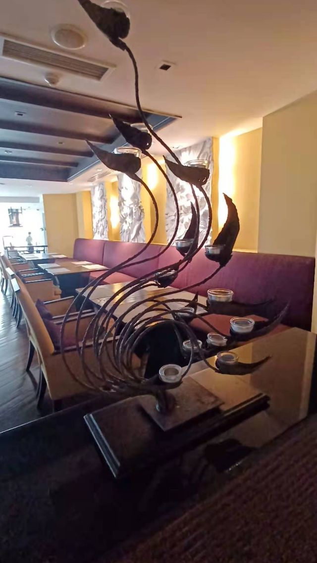 Jazz singer designed five-star hotel.