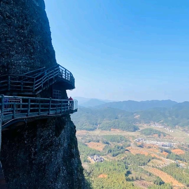 🏔️Magical trek on Mt. WuDang🏔️