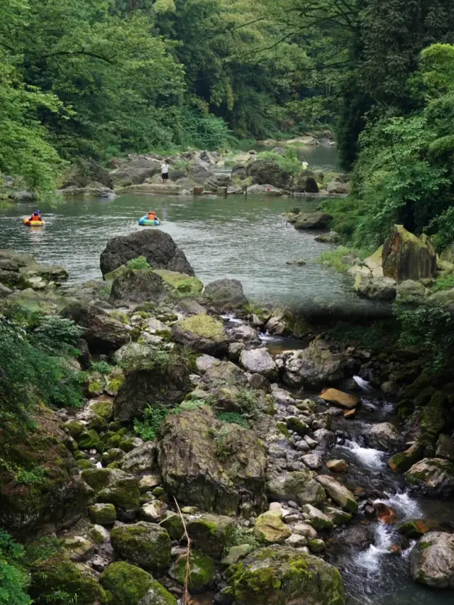 Surroundings of Chengdu | The Forgotten Ming Dynasty's Tranquil Cliffside Ancient Town