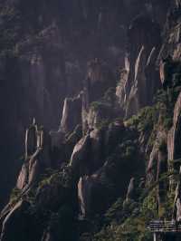 在「低配版黄山」獲得高配遊山體驗