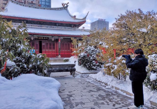 煙台天后行宮雪景