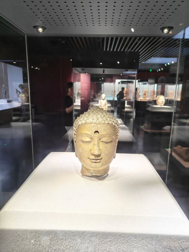 中國首座佛造像博物館-"邺城考古博物館"。