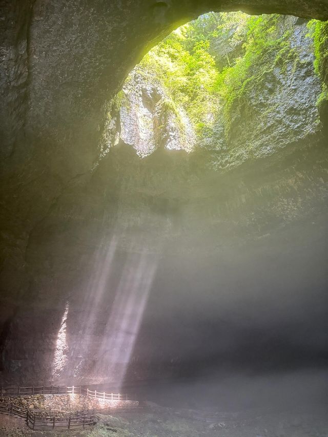 廣元曾家山——天然氧吧，享有溶洞王國和石林洞鄉之美譽。