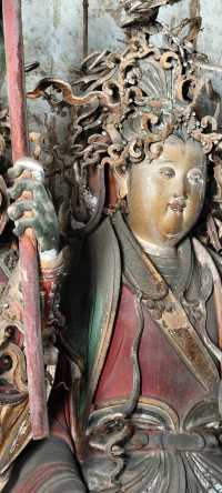 高平鐵佛寺。