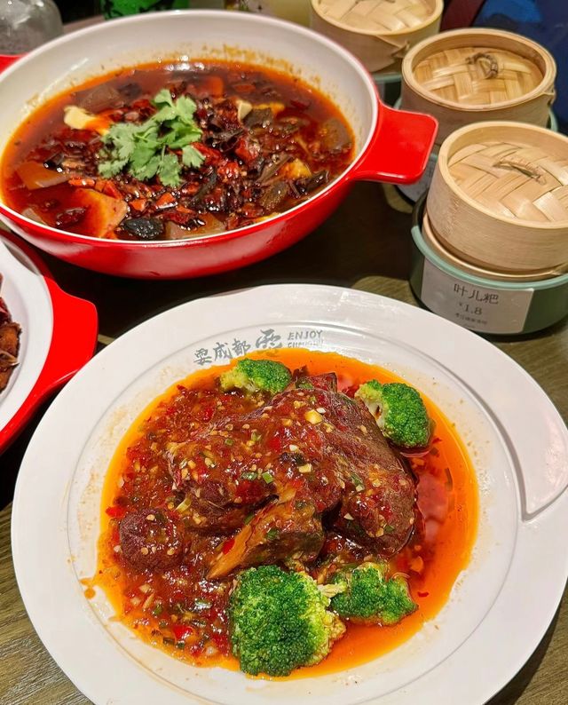 上海首家可一人食的川菜（便宜得要命）。