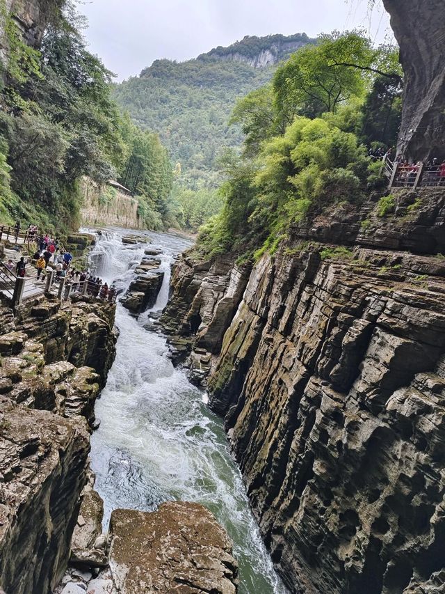 騰龍洞遊玩攻略 | 絕美洞穴之旅。 騰龍洞遊玩攻略 | 絕美洞穴之旅。