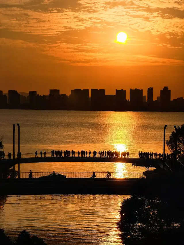 Golden Hour | 趕在日落之前和蘇州見面