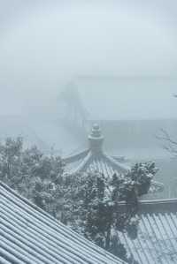 25年第一場春雪，下到了徑山寺