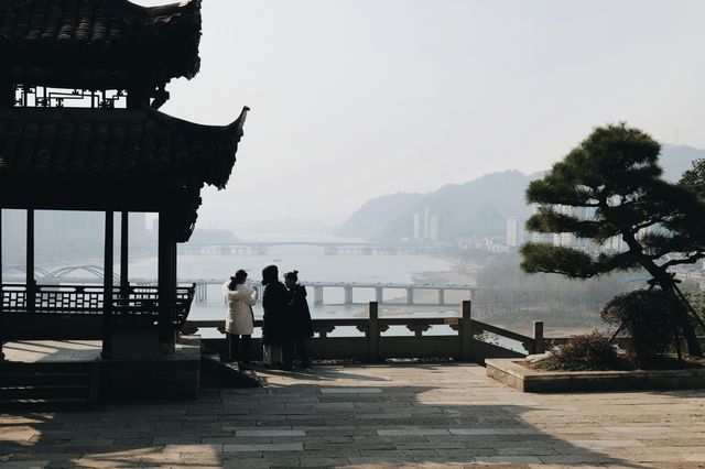 上海周邊｜桐廬桐君山，春天就是要上春山