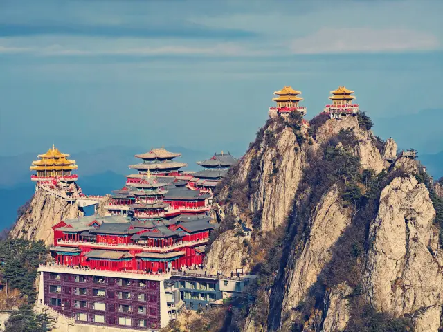 Luoyang | Mount Laojun | A Heavenly Journey to Cloud-Top Palace