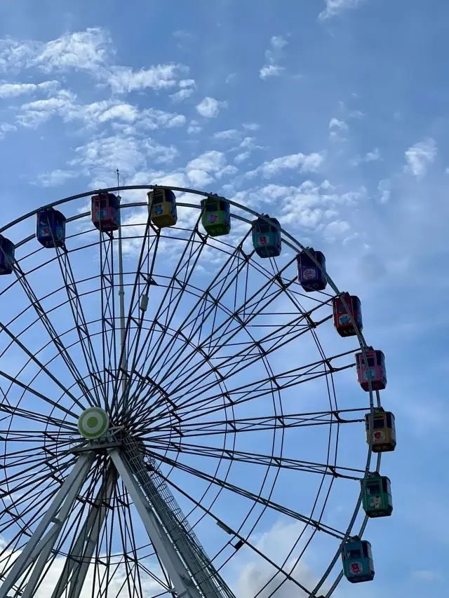 歡笑織夢的樂園:兒童新樂園的彩色節奏