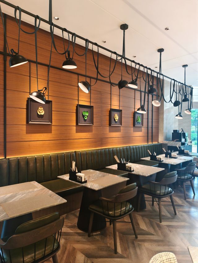 酒店評測~煙台金海岸希爾頓逸林酒店