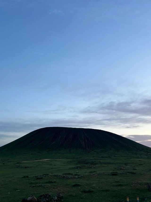 烏蘭哈達火山