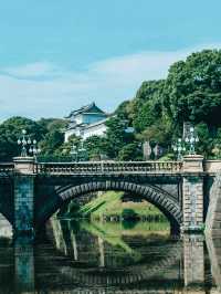 *【東京の隠れ家：皇居東御苑で江戸の歴史を歩く】**  