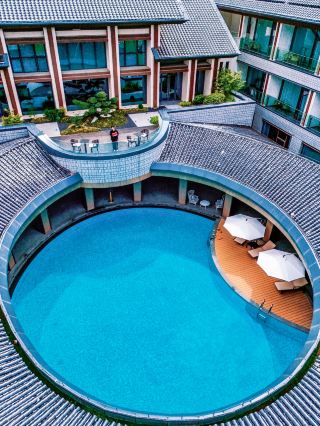 嚟宿遷竟然住到天圓地方雨簾泳池酒店