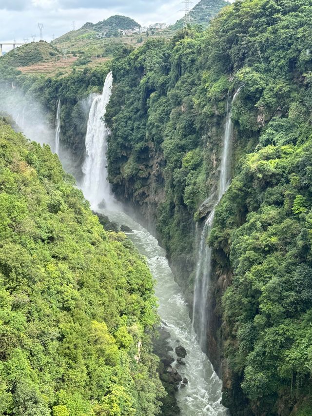 貴州興義馬嶺河峽谷闖入地球最美傷疤 貴州興義馬嶺河峽谷闖入地球最美傷疤