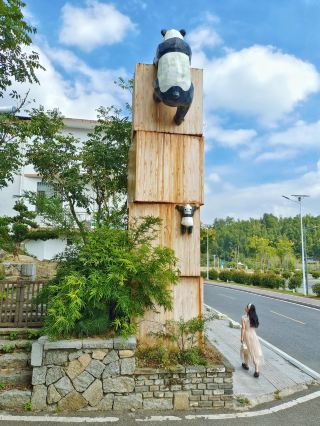 이 거리는 정말 한국 서울이 아니에요! 진짜 남창이에요!