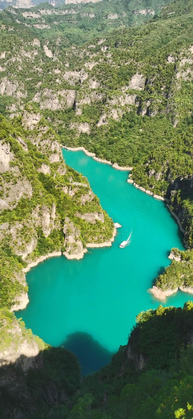 湖光山色絕美秘境