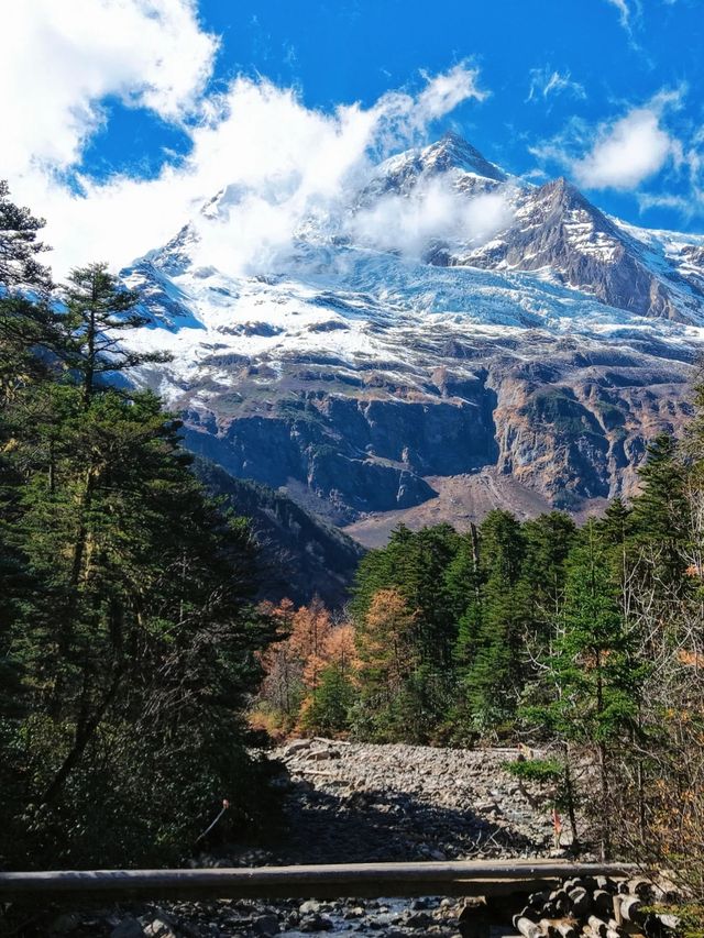 哇塞…徒步遇到這風景跟畫有什麼區別