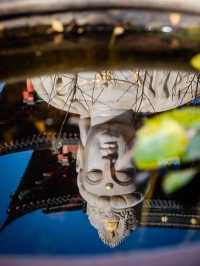 南京秋日毗盧寺的銀杏與佛光