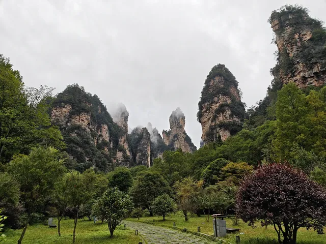 張家界24h|從仙境跌入千年非遺夜宴 張家界24h|從仙境跌入千年非遺夜宴