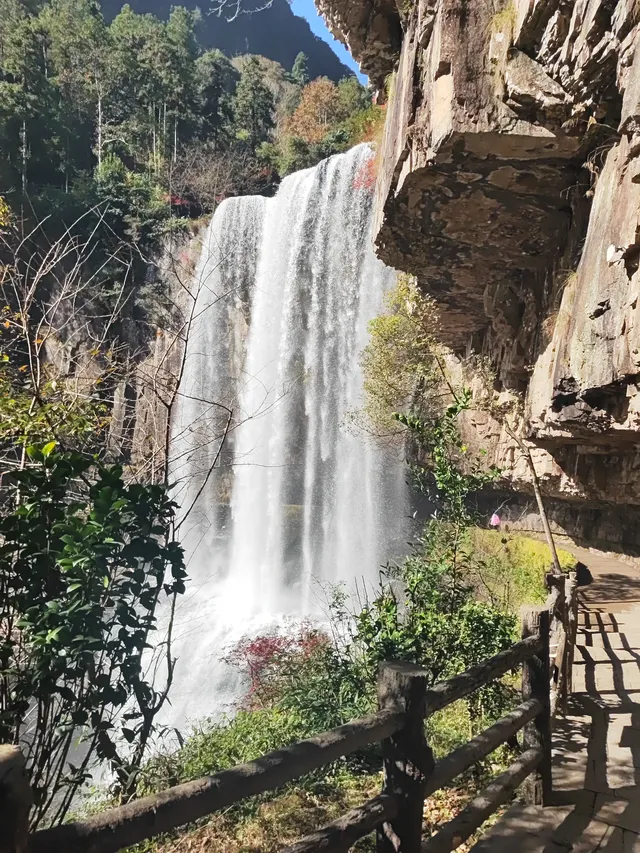 每週一山百丈漈帶娃闖進瀑布的武俠世界