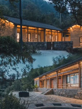 Check out the filming location of Zhang Zhenyuan's variety show! A healing journey on a mountain trail.